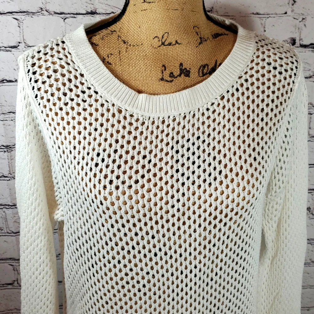 MICHAEL Michael Kors White Crew Neck Sweater Size M
